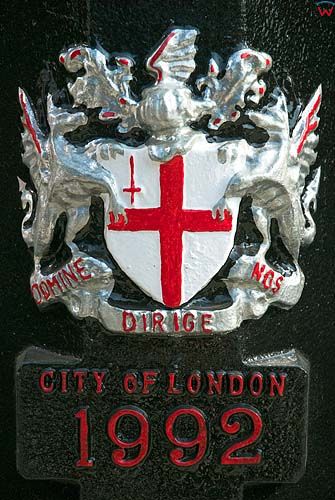 Herb Londynu na słupku parkingowym